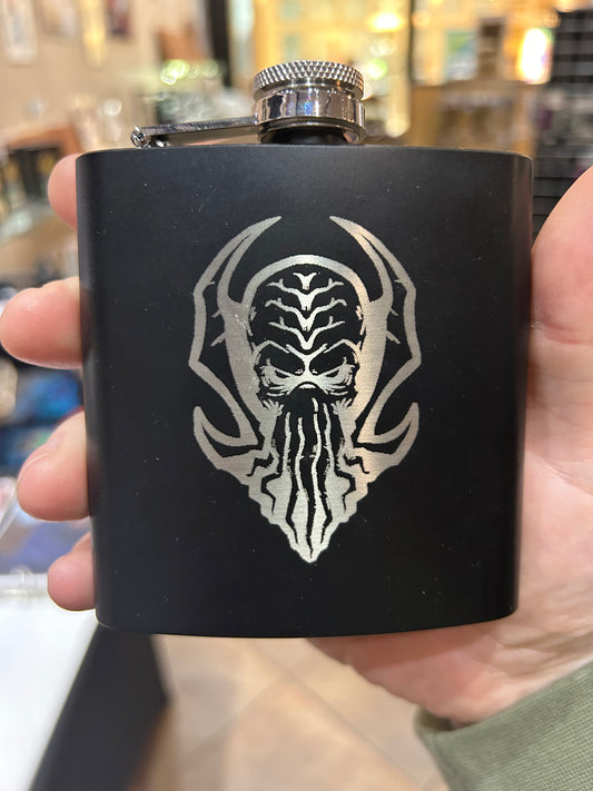 Mind Flayer Stainless Steel Flask Flasks Level 1 Gamers