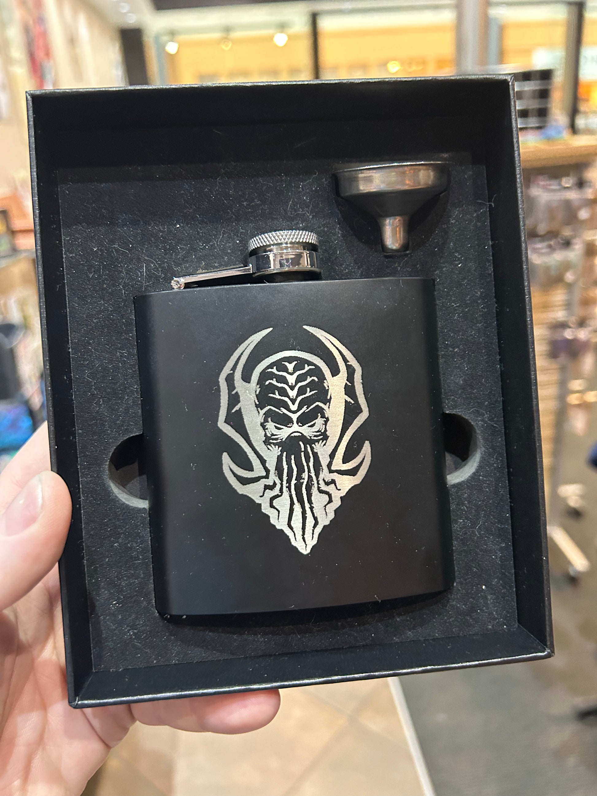 Mind Flayer Stainless Steel Flask Flasks Level 1 Gamers   