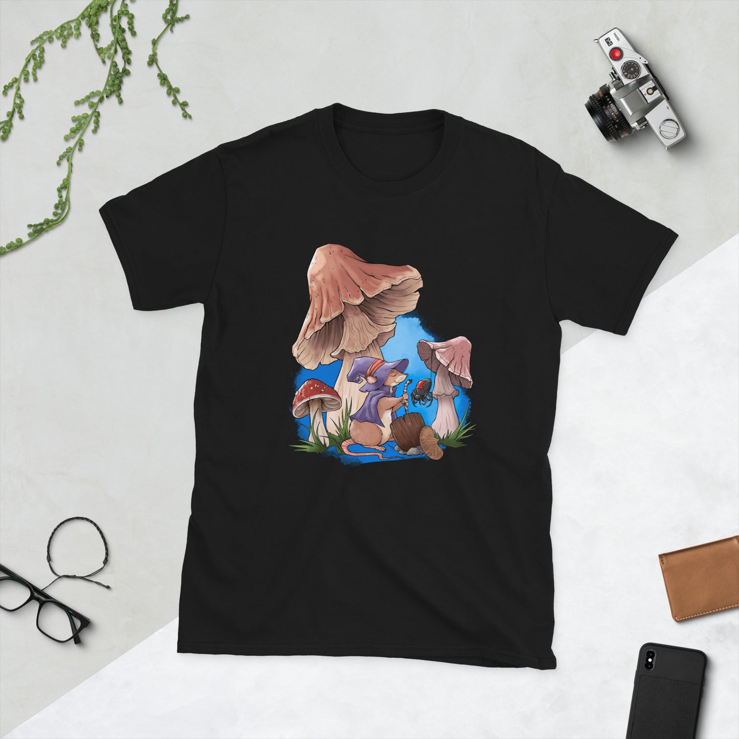 Mouse Among The Mushrooms Short-Sleeve Unisex T-Shirt  Level 1 Gamers Black S 