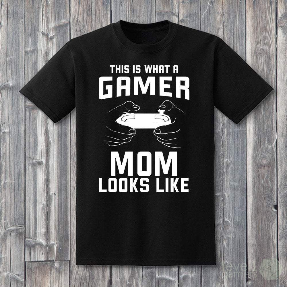 Gamer Mom T-shirt  Level 1 Gamers   